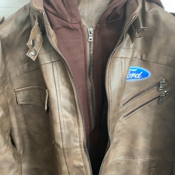 New brown leather jacket with FORD decals - Picture 8 of 16